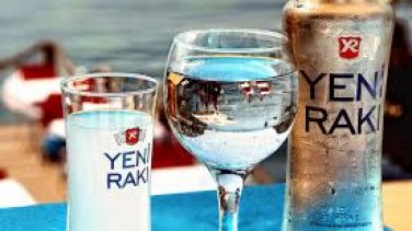 Odadaki Rakı Kokusu Nasıl Giderilir?