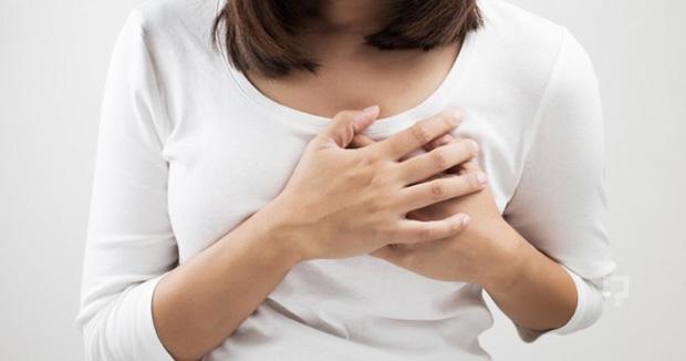 İki Göğsün Ortasında Batma