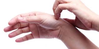 Ellerde ve Ayaklarda Kaşıntı