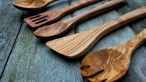 Tahta Kaşıklar Nasıl Temizlenir?