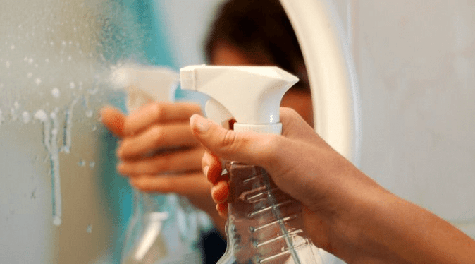 Aynadaki Çizikler Nasıl Giderilir?