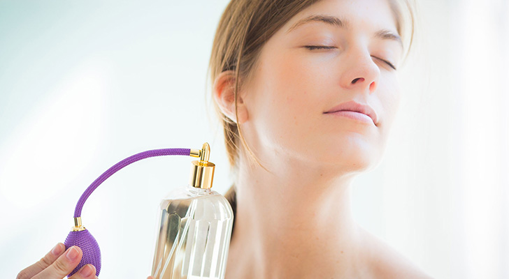 Parfüm Kokusu Nasıl Çıkartılır?