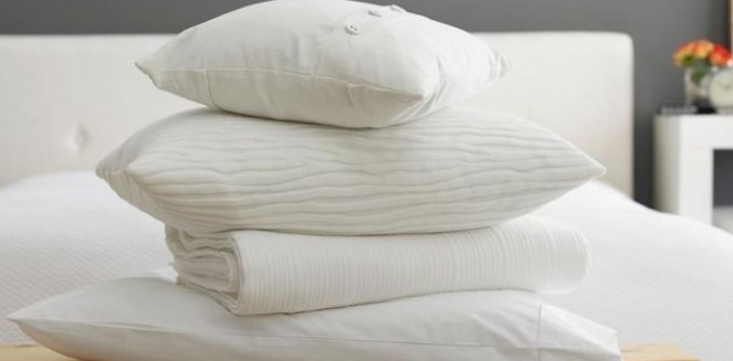 Sararmış Yastık Kılıfı Nasıl Temizlenir?