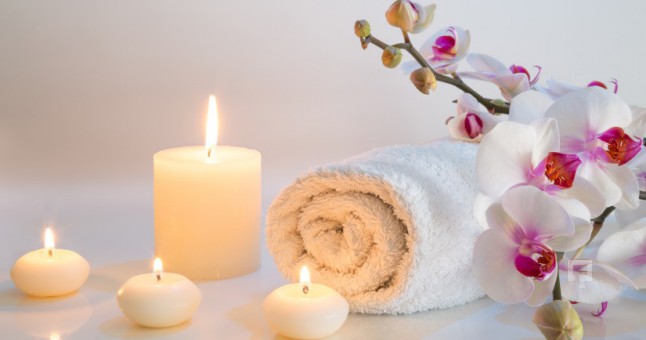 Mum Lekesi Kot Pantolondan Nasıl Çıkar?