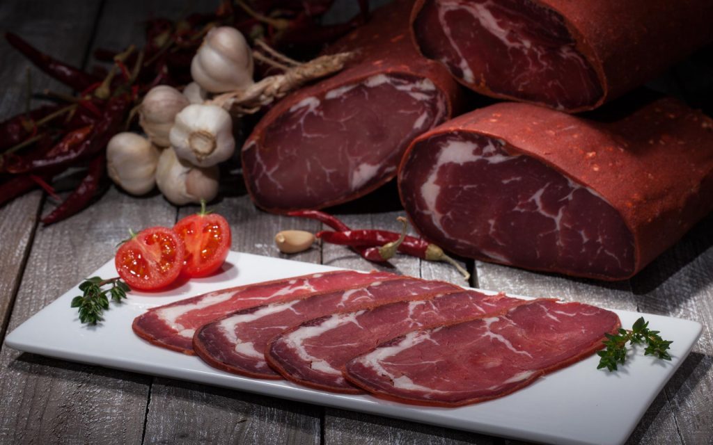 Pastırma Çiğ Yenir mi?