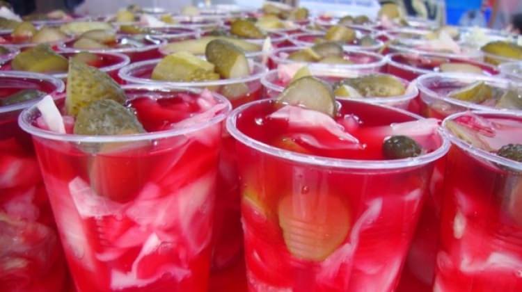 Turşu Suyu Neden Bulanık Olur?