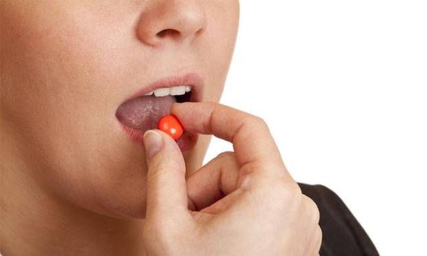 Çocuğun Doğum Kontrol Hapı Yutması