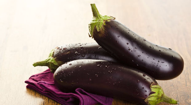 Patlıcanın Acılığı Nasıl Alınır?