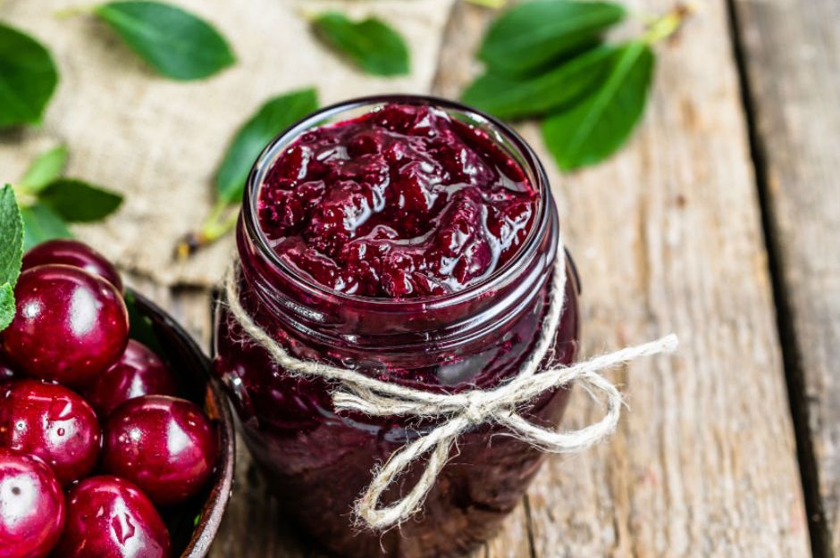 Vişne Reçeli Sulu Olursa Ne Yapılmalı?