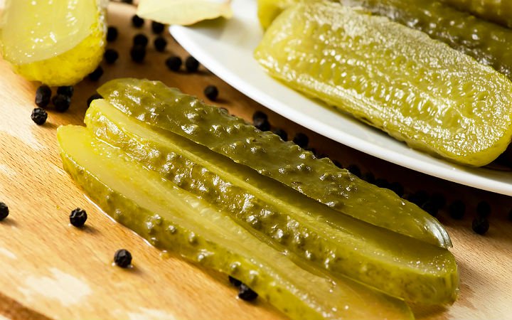 Salatalık Turşusunun Sert Olması İçin Ne Yapılır?